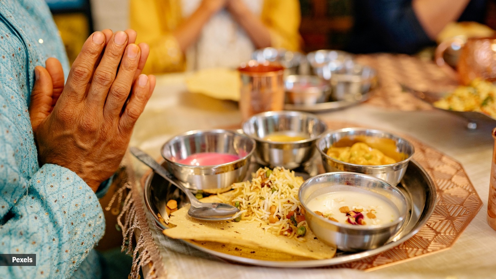 How to break a fast safely: Doctors and nutritionists share the best foods