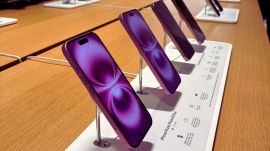 Non-Pro iPhones on display, still the most popular choice in India. (Image: Bijin Jose/The Indian Express)