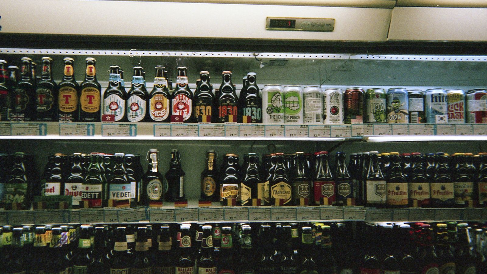 GRP Recovers Liquor Stash in Vadodara Railway Yard, Probe Underway