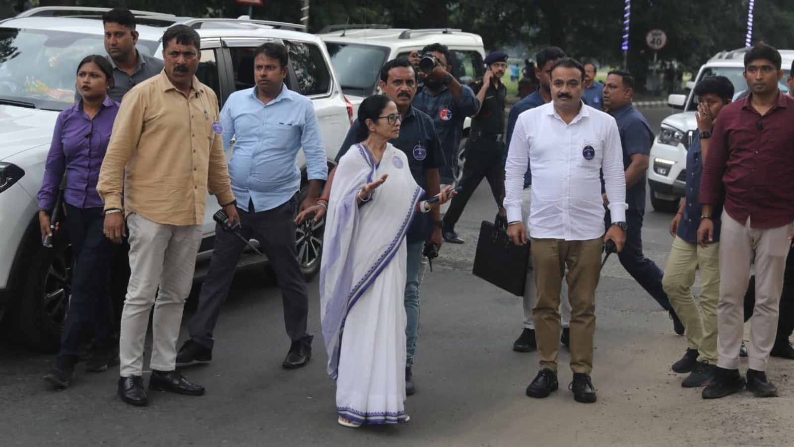 As Army dismantles TMC’s Kolkata dharna stage over permission lapse, Mamata reaches spot, sees ‘Centre’s hand’