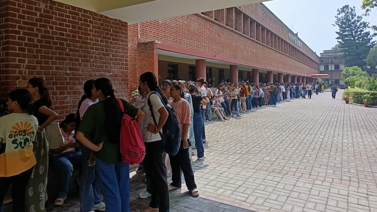 Miranda house college