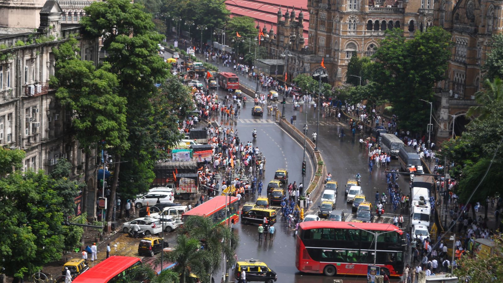 Mumbai Faces Heavy Rain, Expect Traffic Delays This Week