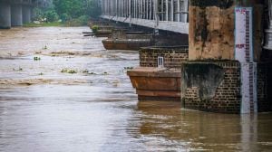 The warning issued by the Central Flood Control Room in charge said the discharge had exceeded 3 lakh cusecs.
