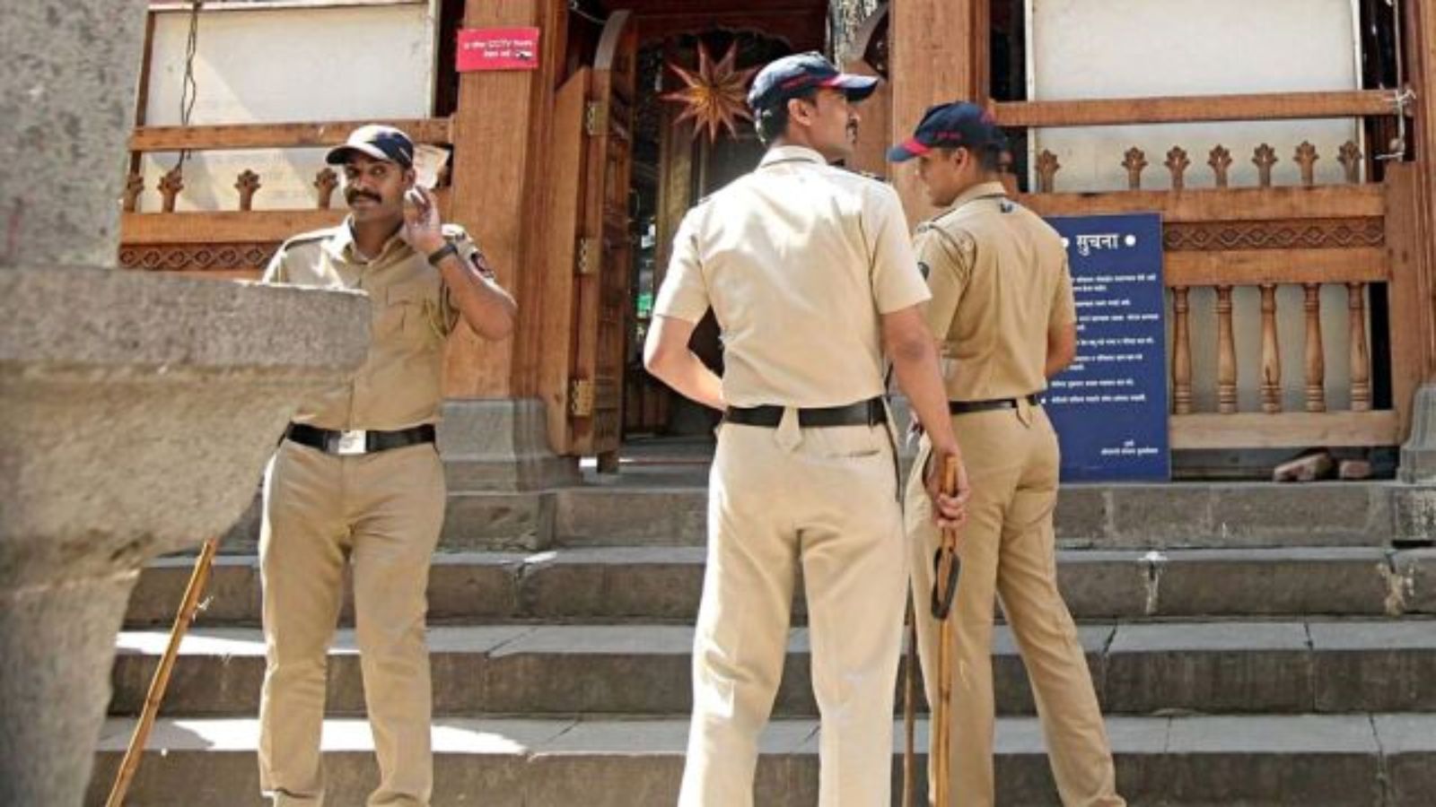 Two Teenagers Arrested for Copper Utensil Thefts at Ganesh Pandals