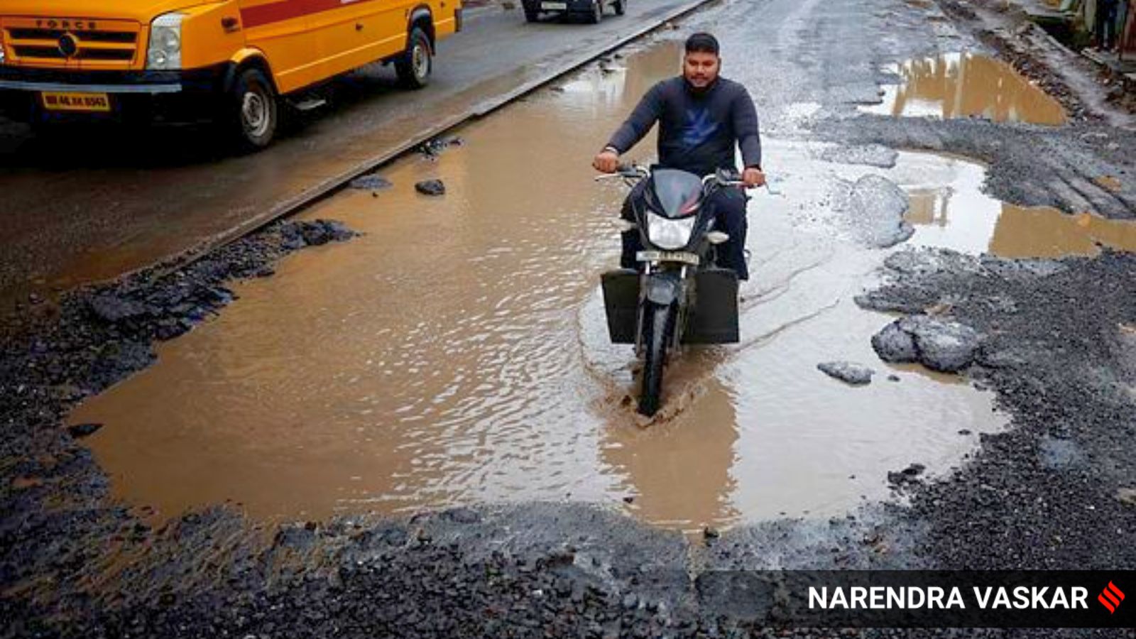 Thane Residents Protest Potholes, Officer Injured in Accident