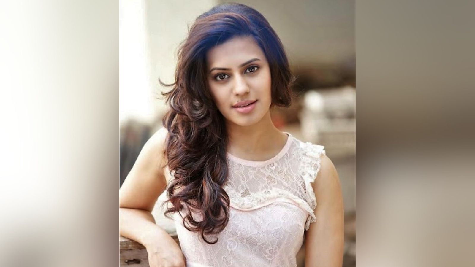 Karnataka High Court Stays ED Attachment of Actress's Properties