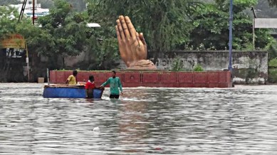 Flooded Tapi river in Surat