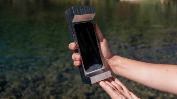 Matter Neuroscience’s 6-Pound Phone Case is made of stainless steel and designed to make phone use physically tiring.