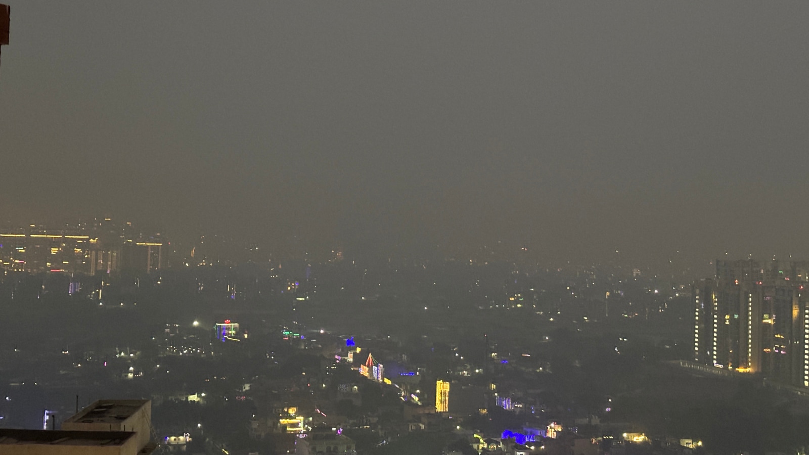 Delhi-NCR AQI Level Today October 21, 2025: Day after Diwali, Delhi chokes as AQI shoots up; toxic smog hangs over NCR