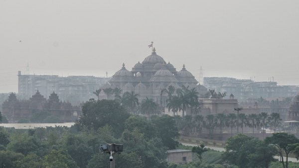 Delhi AQI social media reactions