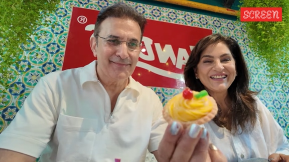 Archana Puran Singh and her family stepped out for a 'best bakery' hunt in Mumbai