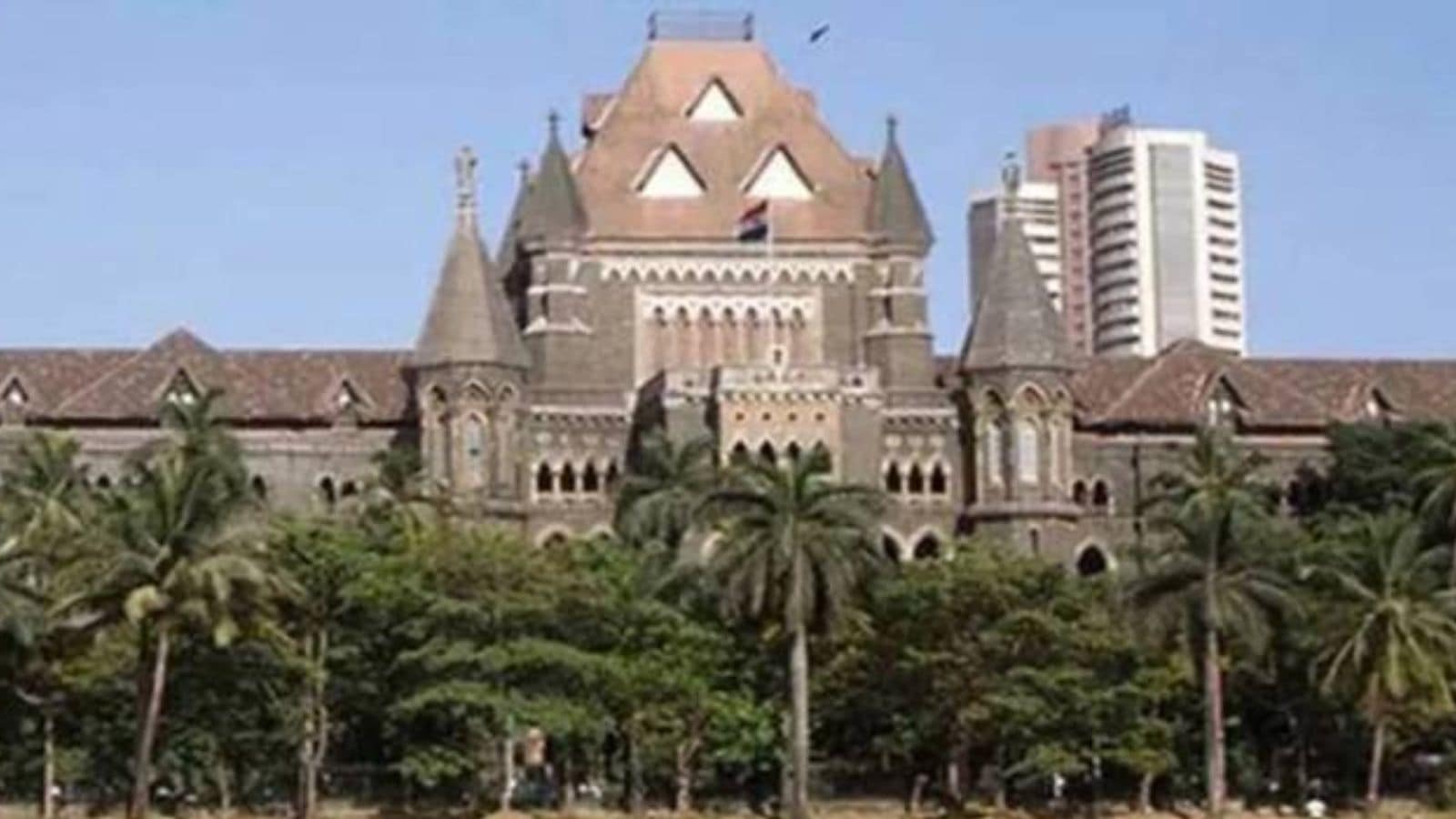 Deplorable state of roads reflects gross civic apathy: Bombay HC orders civic authorities to pay Rs. 6 lakh compensation for pothole deaths Deplorable state of roads reflects gross civic apathy: Bombay HC orders civic authorities to pay Rs. 6 lakh compensation for pothole deaths