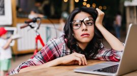 Boredom The acclaimed author argues that smartphones are rewiring the brain to avoid reflection. (Image: FreePik)