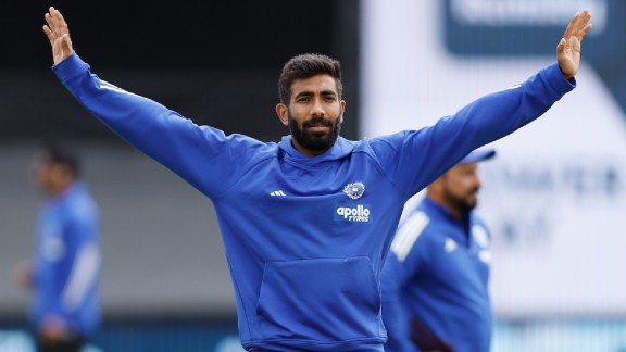 Jasprit Bumrah Irfan Pathan India vs Australia