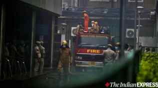 delhi, delhi news, delhi fire, diwali,