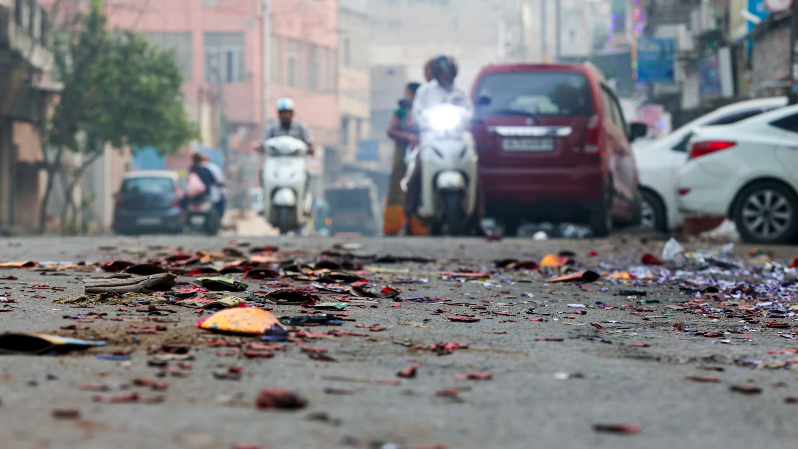 Delhi sees slight dip in fire-related emergency calls on Diwali