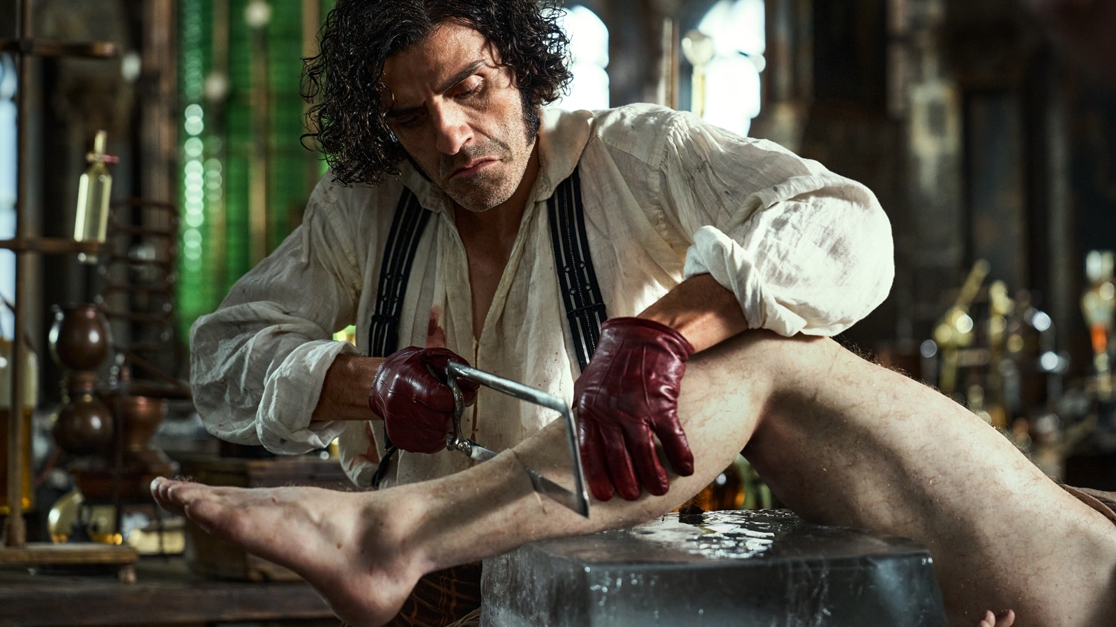 Oscar Isaac in Frankenstein