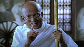 Dilip Prabhavalkar portraying Mahatma Gandhi in a still from Lage Raho Munna Bhai