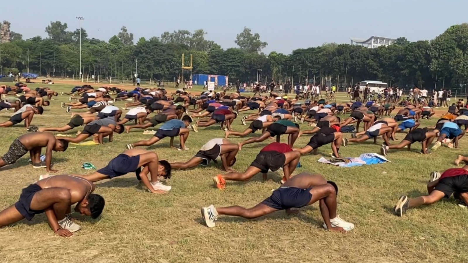 Bihar Elections Disrupt Job Aspirants' Training at Patna's Gandhi Maidan