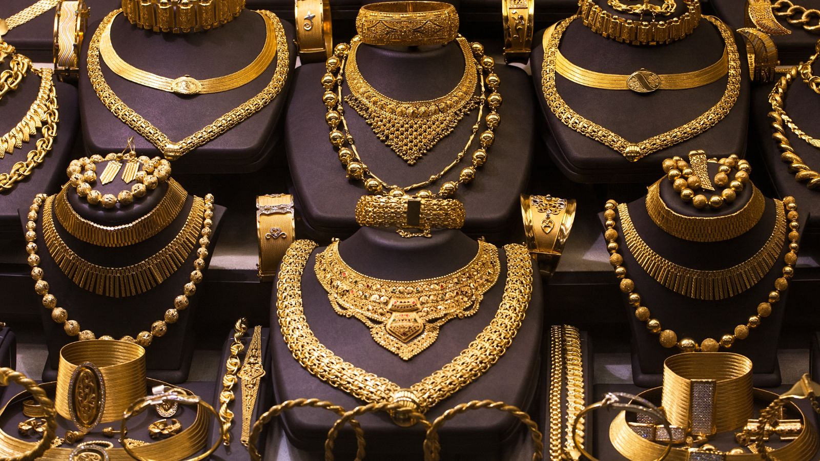Gold Today Rate, October 2: Check 18, 22 and 24 carat gold prices Chennai, Mumbai, Delhi, Kolkata and other cities