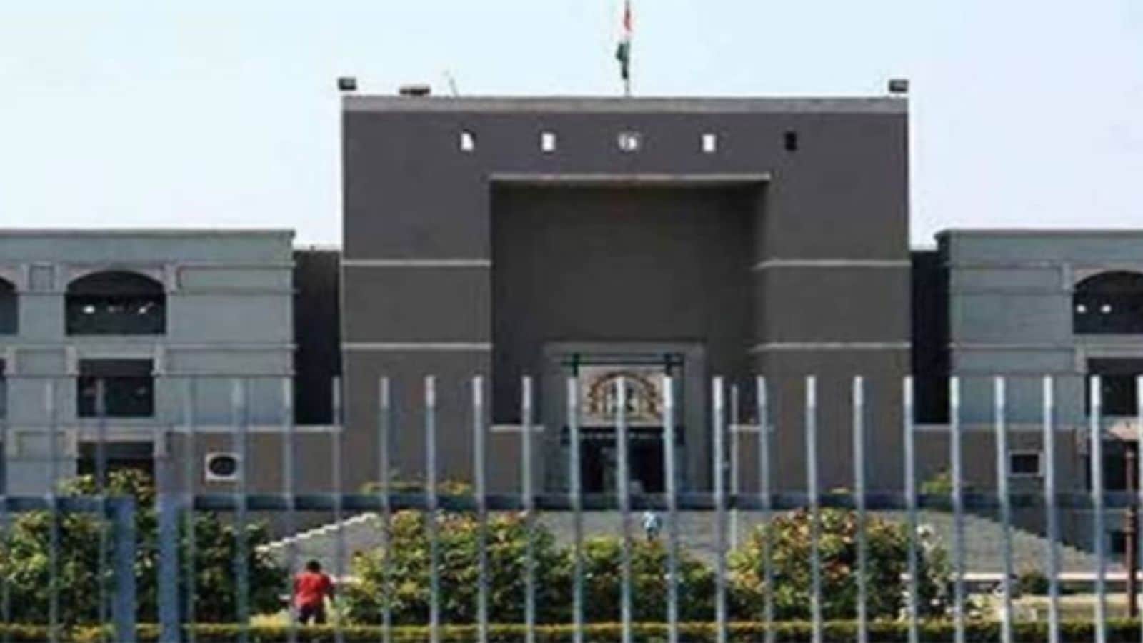 Search for land for new district court building: Team of Gujarat HC judges visits poultry farm in Surat