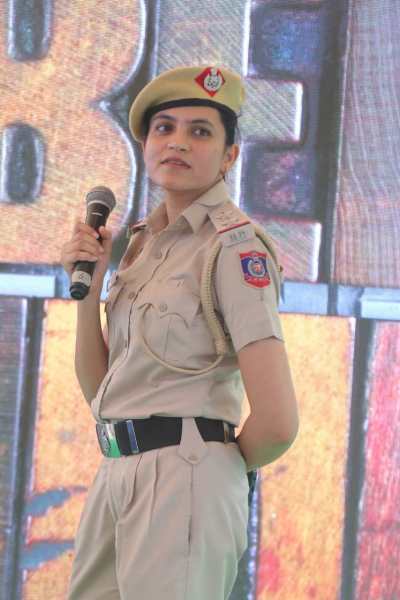 Delhi women police force