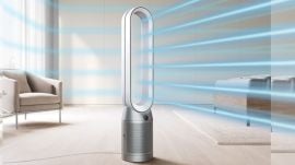 Designed for whole-room coverage, the Purifier Cool PC1 – TP11 uses Dyson’s Air Multiplier technology to project over 290 litres of smooth, purified air per second, with 350° oscillation to circulate clean air throughout the room. (Image: Dyson)