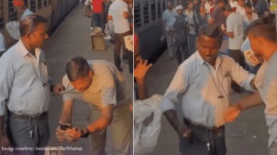 Samosa seller stops customer due to UPI payment glitch.