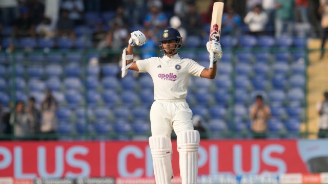 Yashasvi Jaiswal Mohammad Kaif