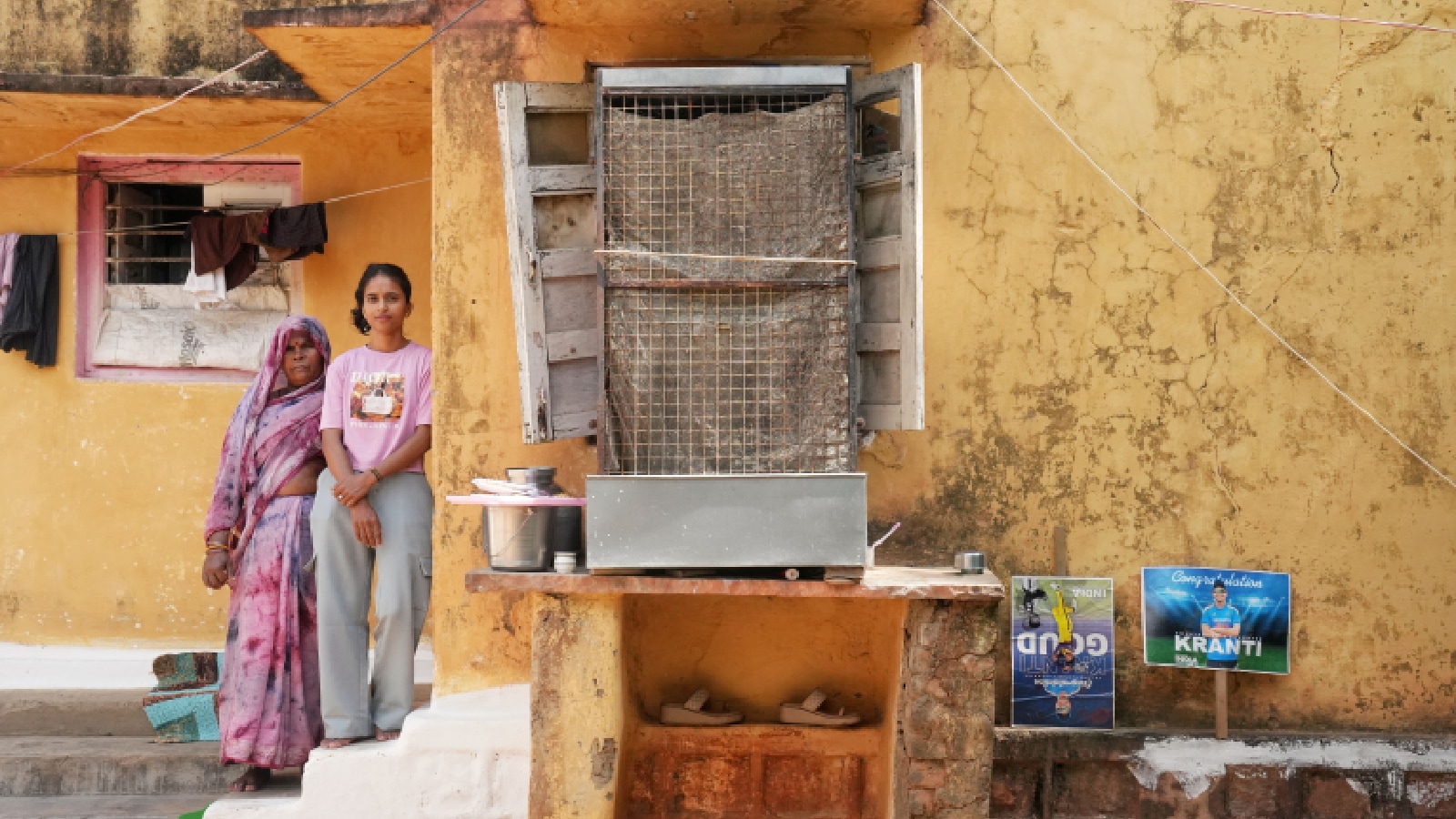 Kranti Gaud's mother Neelam and older sister Roshni at their police quarters residence in Ghuwara. (Express Photo by Abhinav Saha)