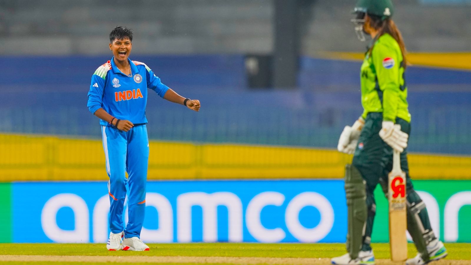 India's Kranti Gaud celebrates the wicket of Pakistan's Aliya Riaz during the ICC Women's Cricket World Cup match between India and Pakistan at Premadasa Stadium in Colombo, Sri Lanka, Sunday, Oct, 5, 2025. (AP Photo)