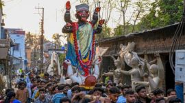 Kolkata Police issues traffic restrictions for Kali Puja Day on October 20