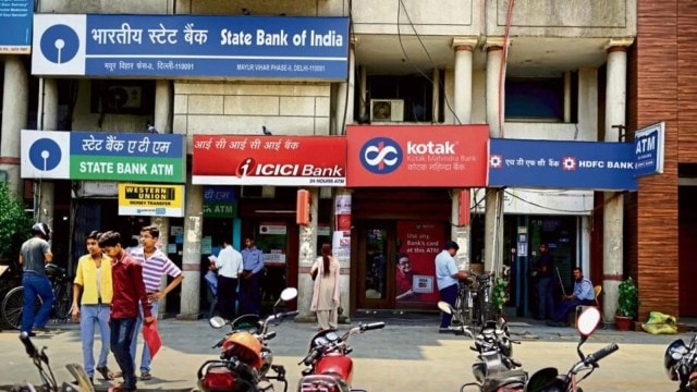 Lakshmi Puja Bank Holiday Today, October 6, 2025