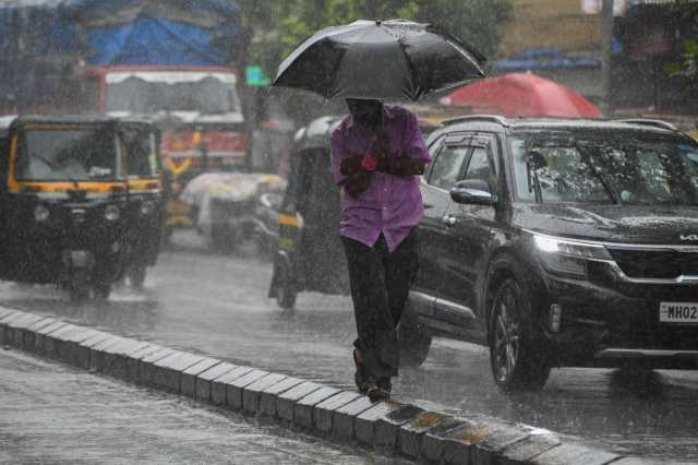 In the neighbouring Palghar district, the IMD has issued a yellow alert on Friday owing to the possibility of rainfall and thunderstorms alongside gusty winds.