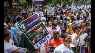 A pro-Palestinian solidarity march at Hyderabad’s EFLU spiraled into a scuffle between student unions and ABVP members.