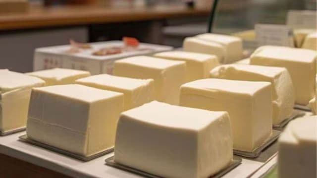 Chandigarh admn’s crackdown on food adulteration: 26 paneer and khoya samples seized