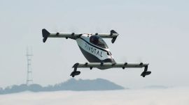 pivotal flying car: Pivotal’s ultralight eVTOL can fly 20 miles on a single charge, and doesn’t require a pilot’s licence under FAA rules. (Image: Pivotal)