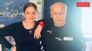 Mahesh Bhatt gets emotional on Pooja Bhatt's podcast