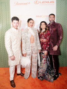 Priyanka Chopra-Nick Jonas dress up for New York Diwali bash