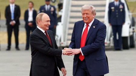 Trump to meet Putin in Hungary to try to resolve the Russia-Ukraine war