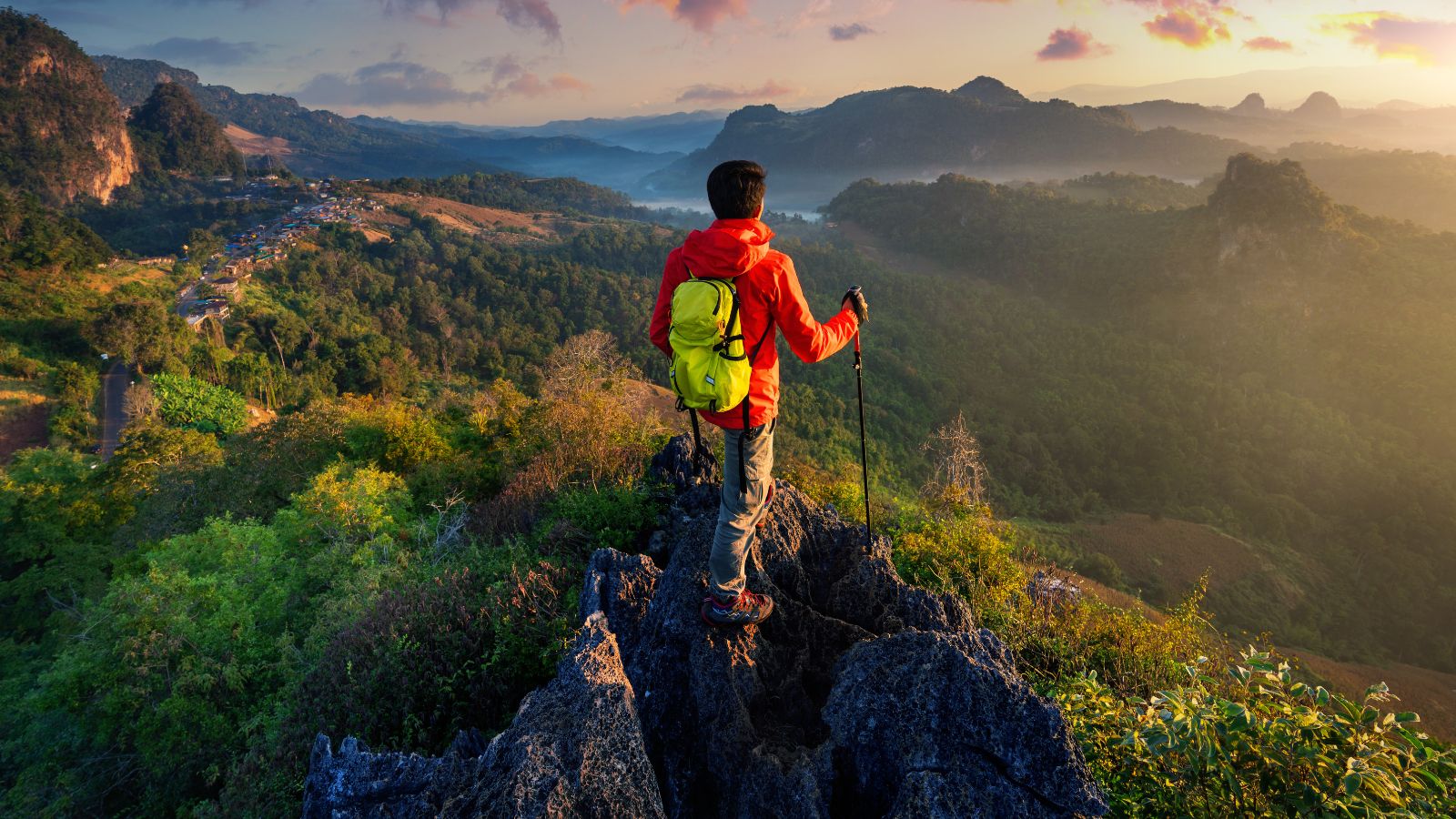 AI can plan your trip, but Indians still trust people more: Qlik report