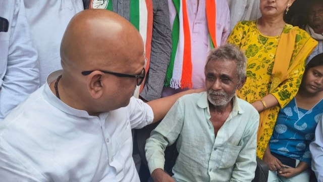 Uttar Pradesh Congress president Ajay Rai visited the family’s home in Fatehpur and assured them of the party’s support.