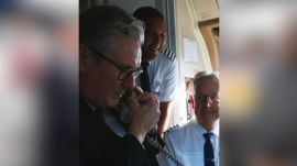 The British PM arrived in Mumbai arrived in Mumbai Wednesday on a trade mission to boost ties with India, one of the most important economic partners of the United Kingdom.