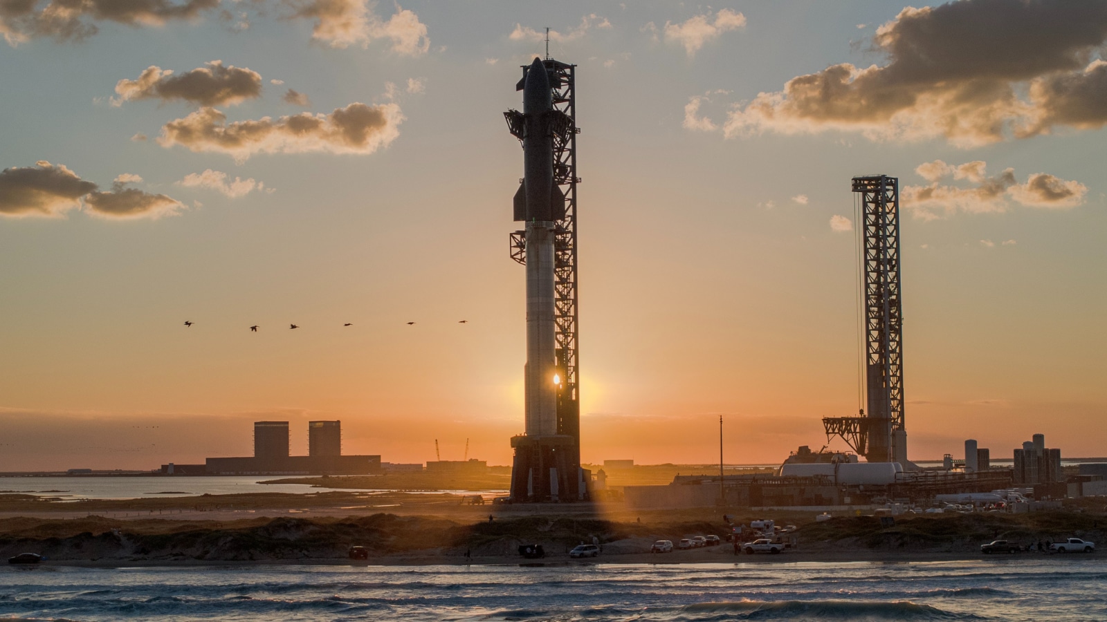SpaceX Starship successfully completes 11th test flight: Check out the world’s top 5 largest rockets before this