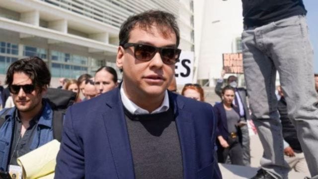 Trump Santos