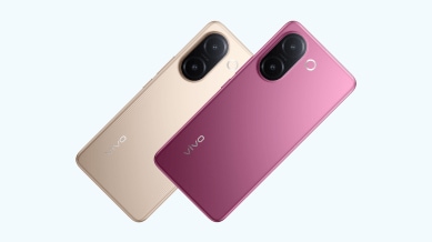 Vivo V60e sports a 200MP primary camera.