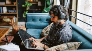 Indian man working for Canadian startup compares work culture