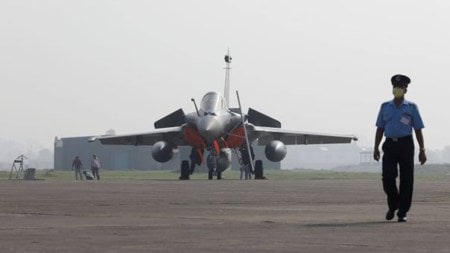 Forty years ago, on Air Force Day, my father led a contingent of 250 on a 220-km run from Agra to Delhi