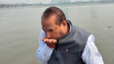 Virendra Sachdeva, Yamuna clean enough for ritual sipping, yamuna, Yamuna clean-up, Yamuna cleaning, River Yamuna, delhi news, India news, Indian express, current affairs
