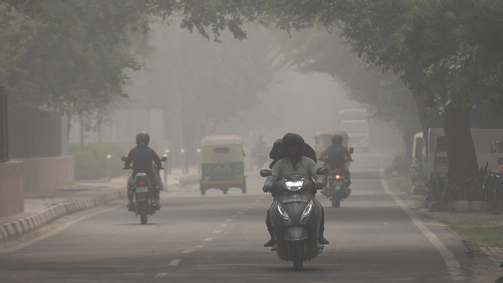 Delhi’s air turns ‘poor’ after over four months, no breather in sight this week